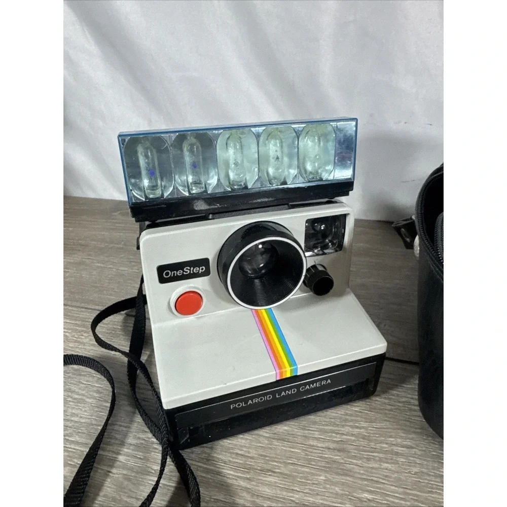 Vintage Original Polaroid SX-70 OneStep White Rainbow Stripe Land Camera & Case